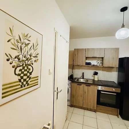 Ecrin De Private Hot Tub Secret Garden Apartment